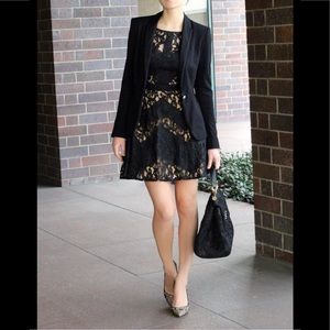 Bebe nude zig zag dress size 6 - blogger fav brand new with tags